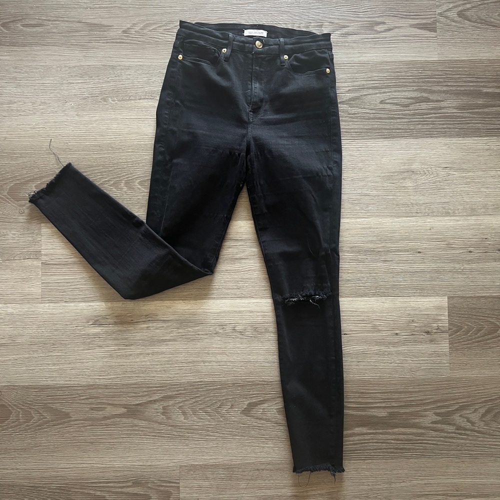 Good American jeans. Size 27. Black. Mild wear. See photos